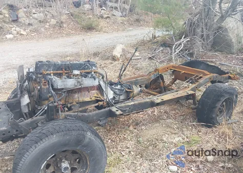 1985 Jeep Jeep Cj7 из США, поврежденный, VIN 1JCCM87E8FT023047